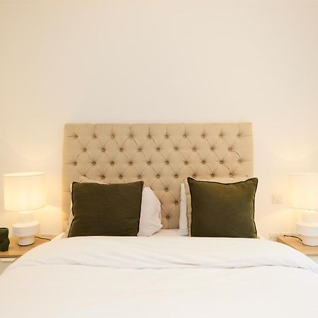 The Putney Wonder - Dazzling 3Bdr Flat With Garden Apartamento Londres Exterior foto