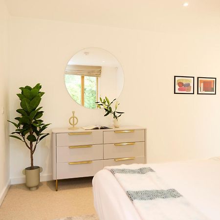 The Putney Wonder - Dazzling 3Bdr Flat With Garden Apartamento Londres Exterior foto