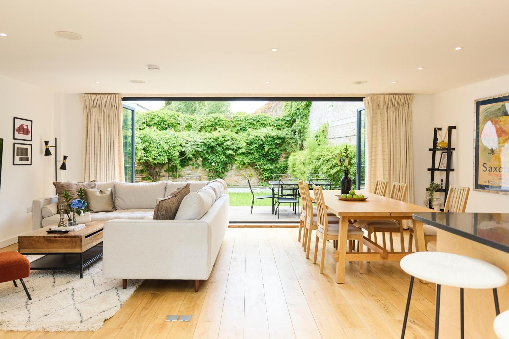 The Putney Wonder - Dazzling 3Bdr Flat With Garden Apartamento Londres Exterior foto