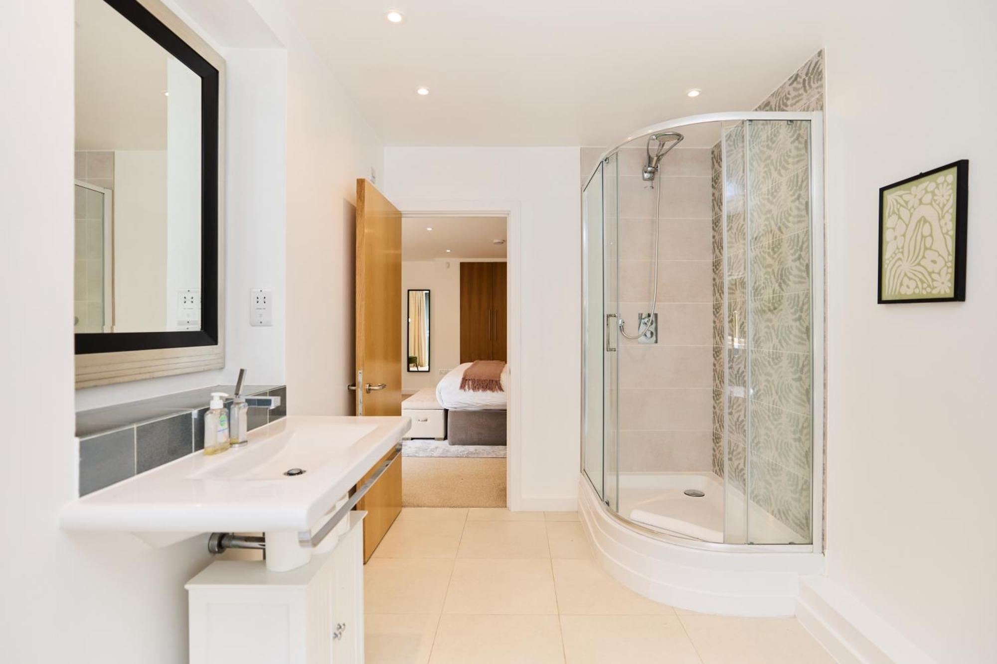 The Putney Wonder - Dazzling 3Bdr Flat With Garden Apartamento Londres Exterior foto