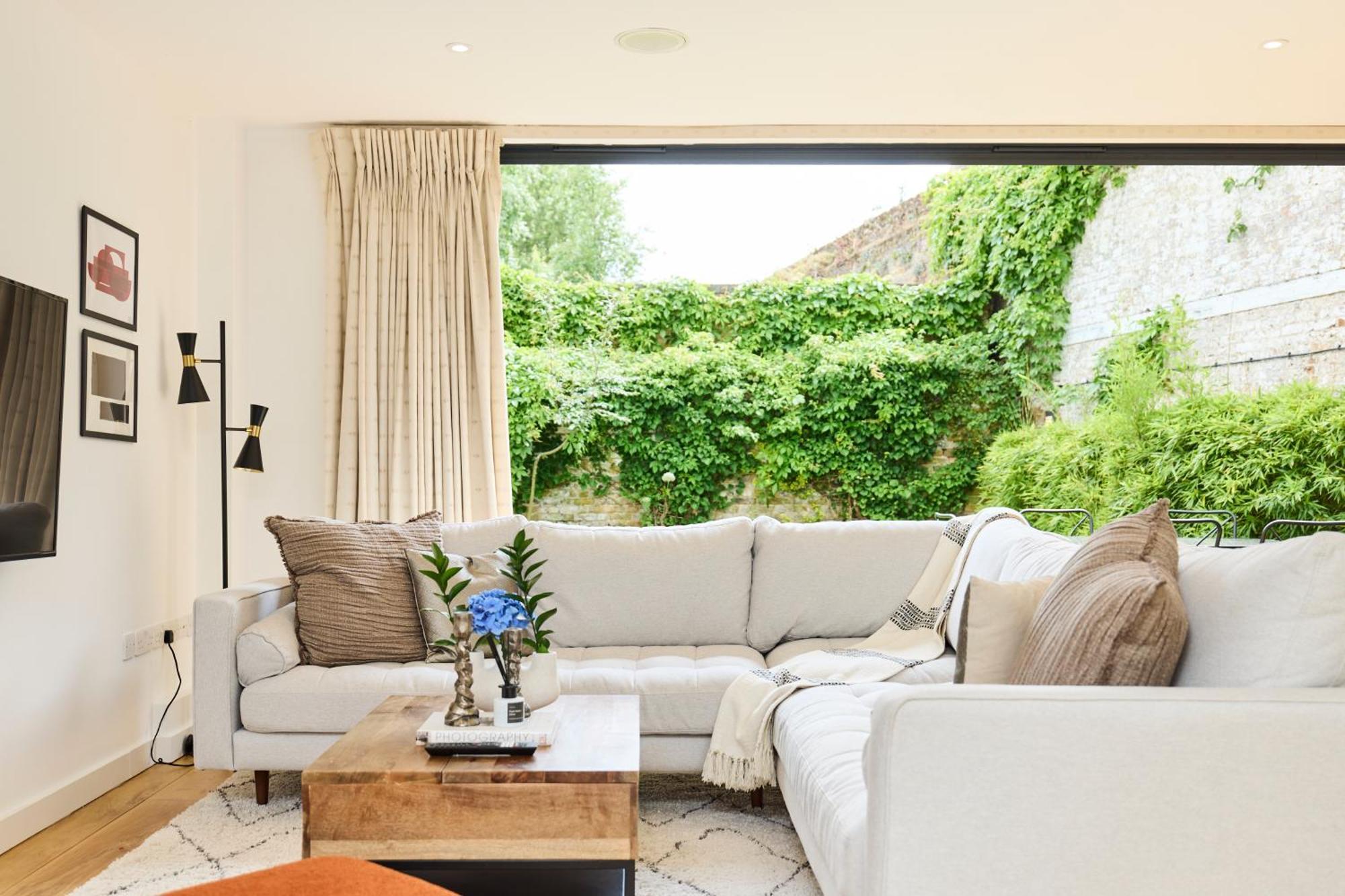 The Putney Wonder - Dazzling 3Bdr Flat With Garden Apartamento Londres Exterior foto